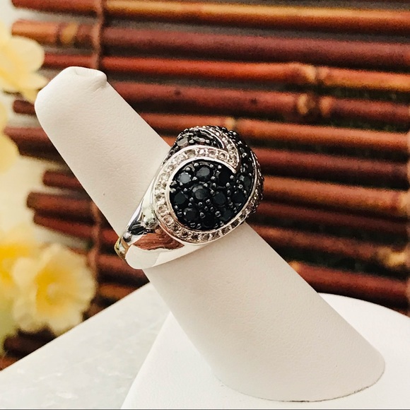 Dome Cocktail Ring Garnet Amethyst and Cubic Zironia Size 6 - Picture 4 of 9